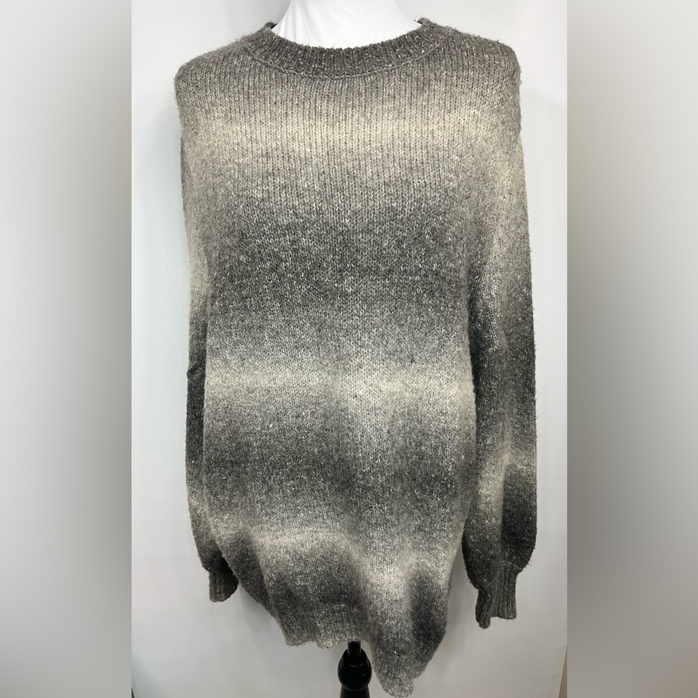 Who What Wear Oversized Knit Crew Neck Cocoon Sleeve Ombré Sweater Grays Size XS